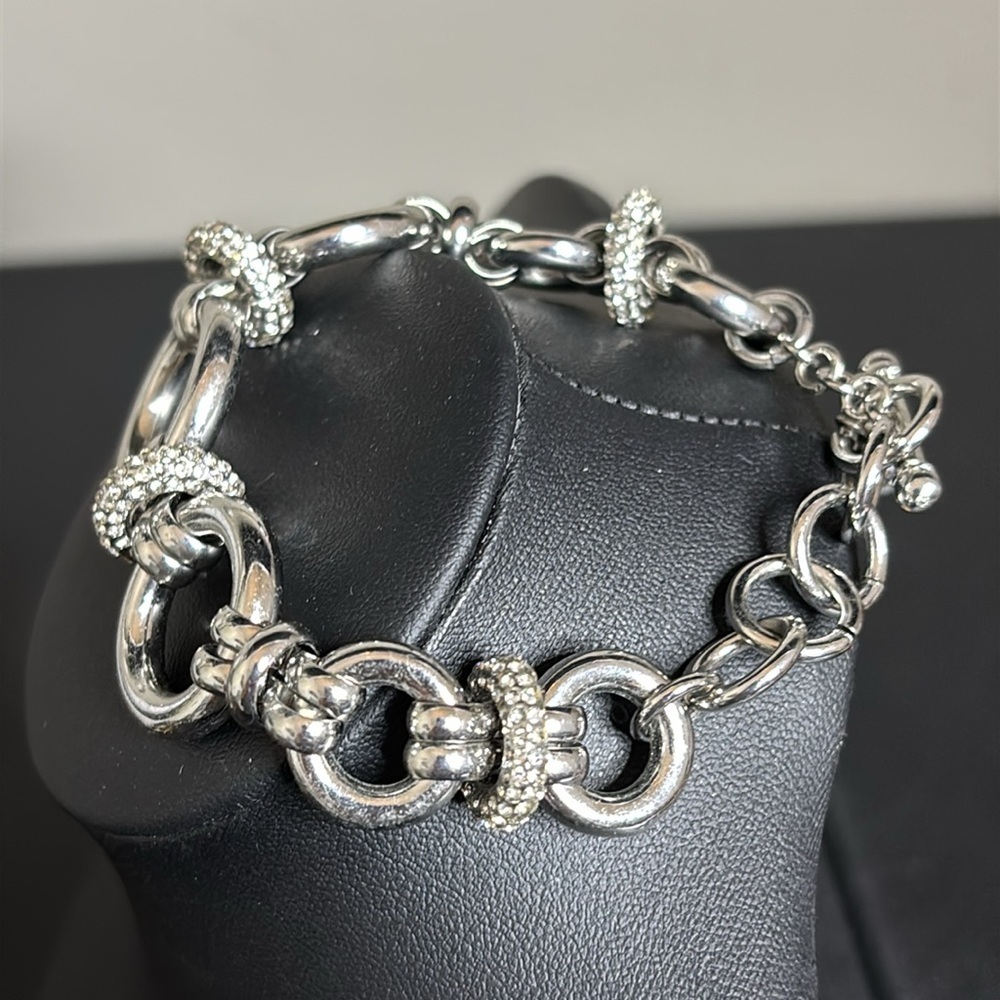 Silver Tone Circle Link Rhinestone Toggle Stateme… - image 3